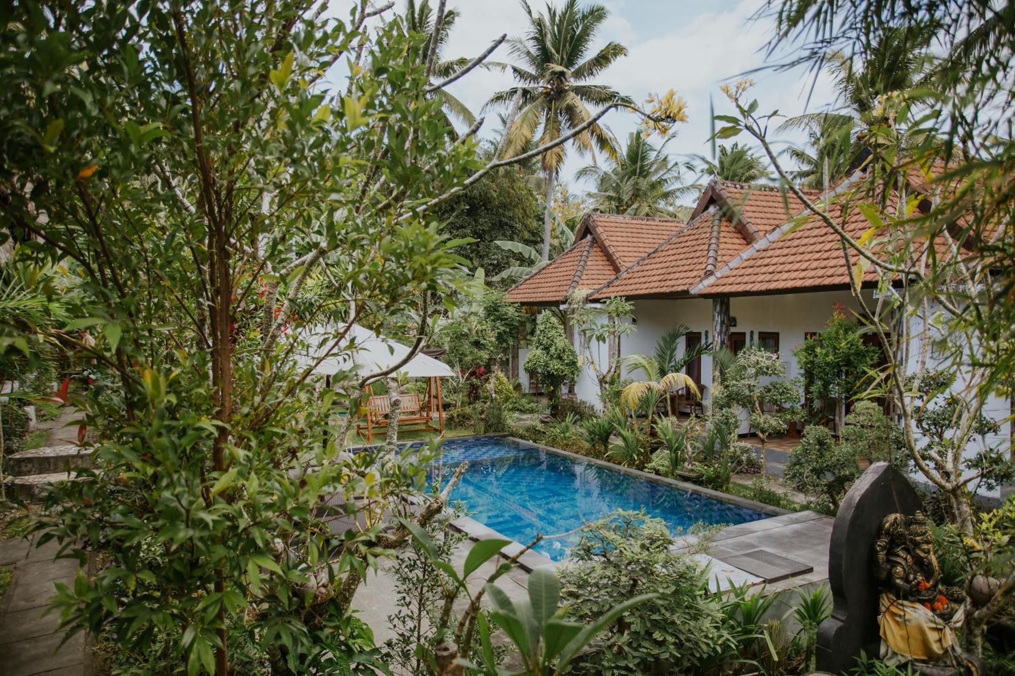 Alam Selumbung Garden Hotel Toyapakeh Exterior foto